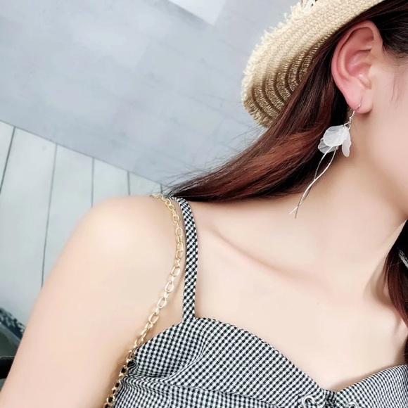 Gold Tone Drop Flower Earrings - Picture 2 of 4